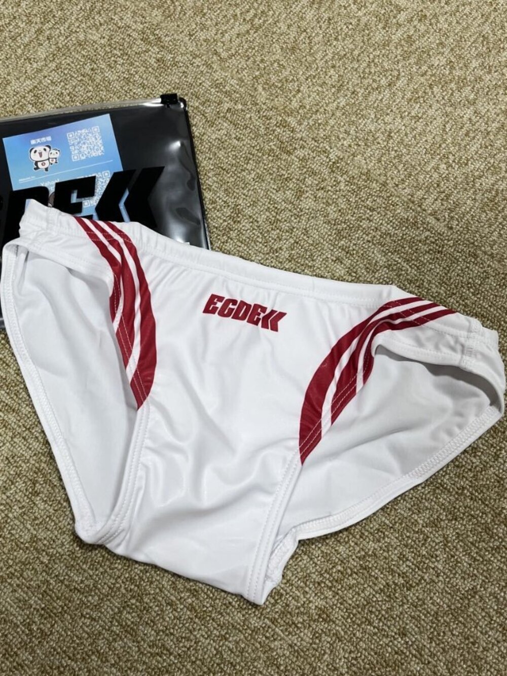 NWT EGDE "MARLIN" WHITE w/ RED ACCENTS SWIM BRIEF, SIZE "L" (30"-32")